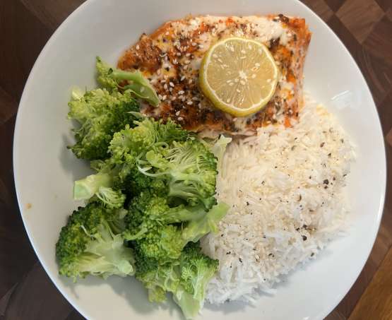 Chili-Sesame Glazed Salmon with Basmati Rice & Broccoli